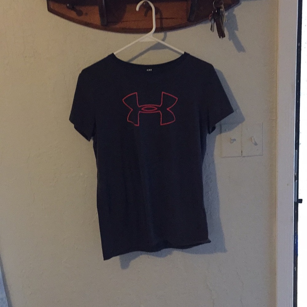 Really nice under armor shirt